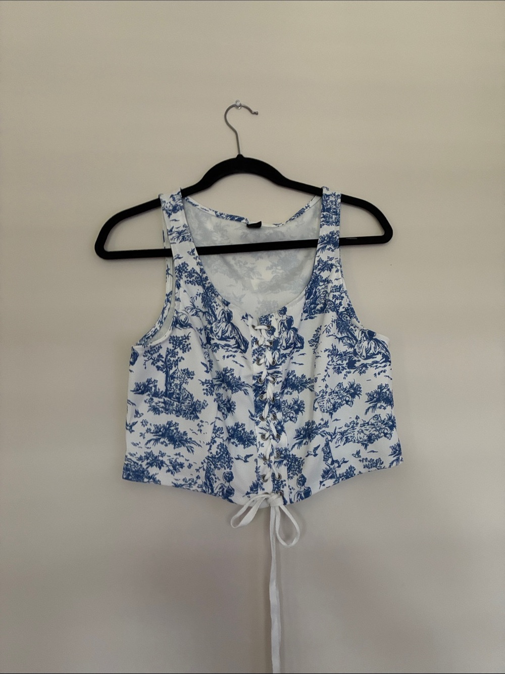 SHEIN Blue & White Floral Lace-Up Crop Tank